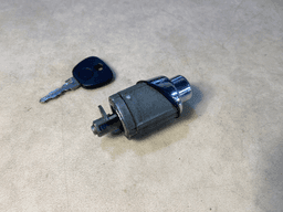 BMW GENUINE BMW E23 7 SERIES Trunk Lid Lock With Key 51241858639 — thumbnail 6