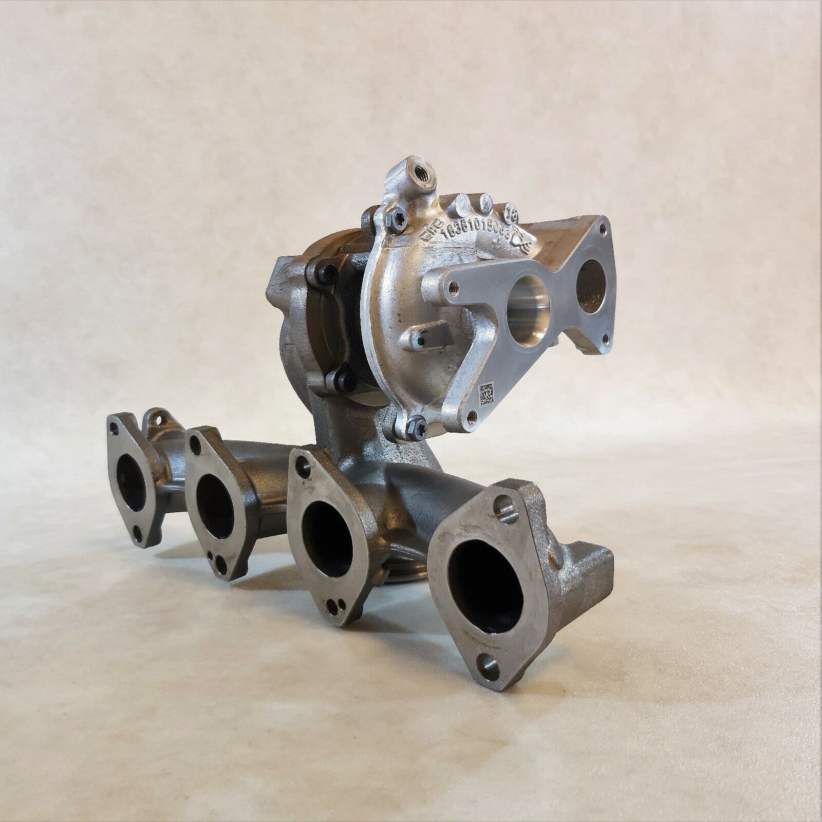 BMW GENUINE NEW BMW F45 F46 F48 F39 MINI Exchange Turbocharger with Exhaust Manifold