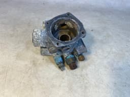 BMW GENUINE BMW 7 E23 Thermostat housing 11531710959 — thumbnail 10