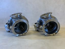 BMW BMW 5 7 X5 X7 G30 G11 G12 G05 G07 GENUINE SET 2X NEW Turbo Chargers 5.0i — thumbnail 5