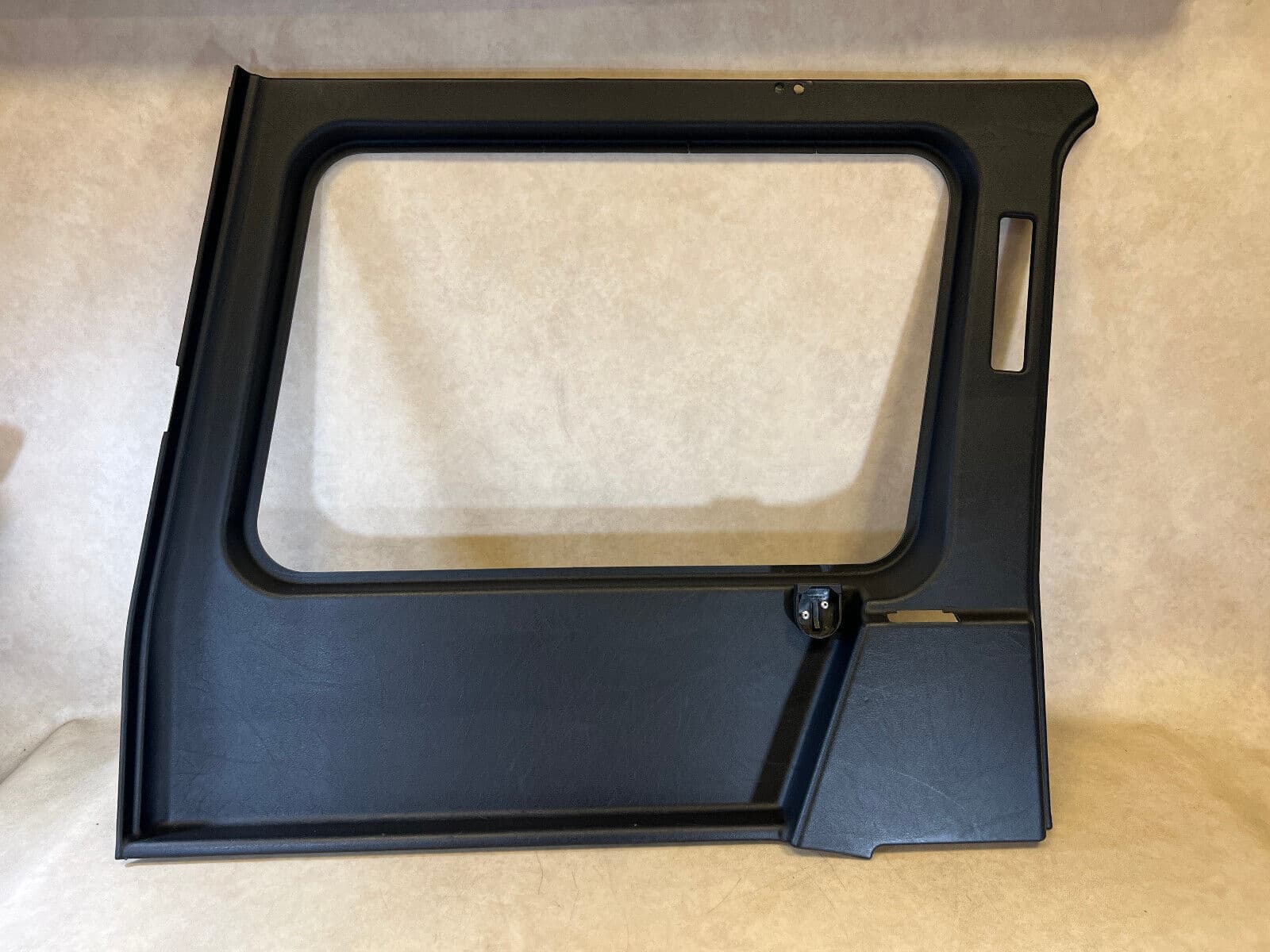 Mercedes G class W463 Rear LH Genuine Windscreen Trim Cover Black A4636900240