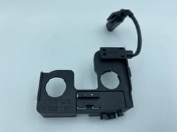 BMW BMW 1 3 5 6 X1 X3 E-SERIES BONNET HOOD CATCH LOCK PLASTIC TRIM Cover — thumbnail 2