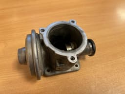 BMW BMW 3 5 6 X3 X5 X6 E90 E91 E60 E61 E63 E83 E70 E71 GENUINE EGR valve M57 — thumbnail 4