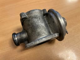BMW BMW 3 5 6 X3 X5 X6 E90 E91 E60 E61 E63 E83 E70 E71 GENUINE EGR valve M57 — thumbnail 10