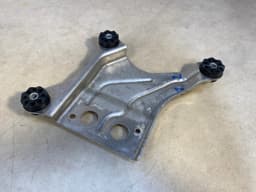 BMW BMW 5 G30 G31 G38 F90 6 G32 7 G11 G12 Genuine DSC Hydraulic unit Bracket Holder — thumbnail 6