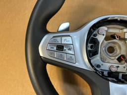 BMW BMW 7 G11/G12 LCI X7 G07 GENUINE M Steering Wheel Shift Paddles VIBRO Assist+ — thumbnail 3