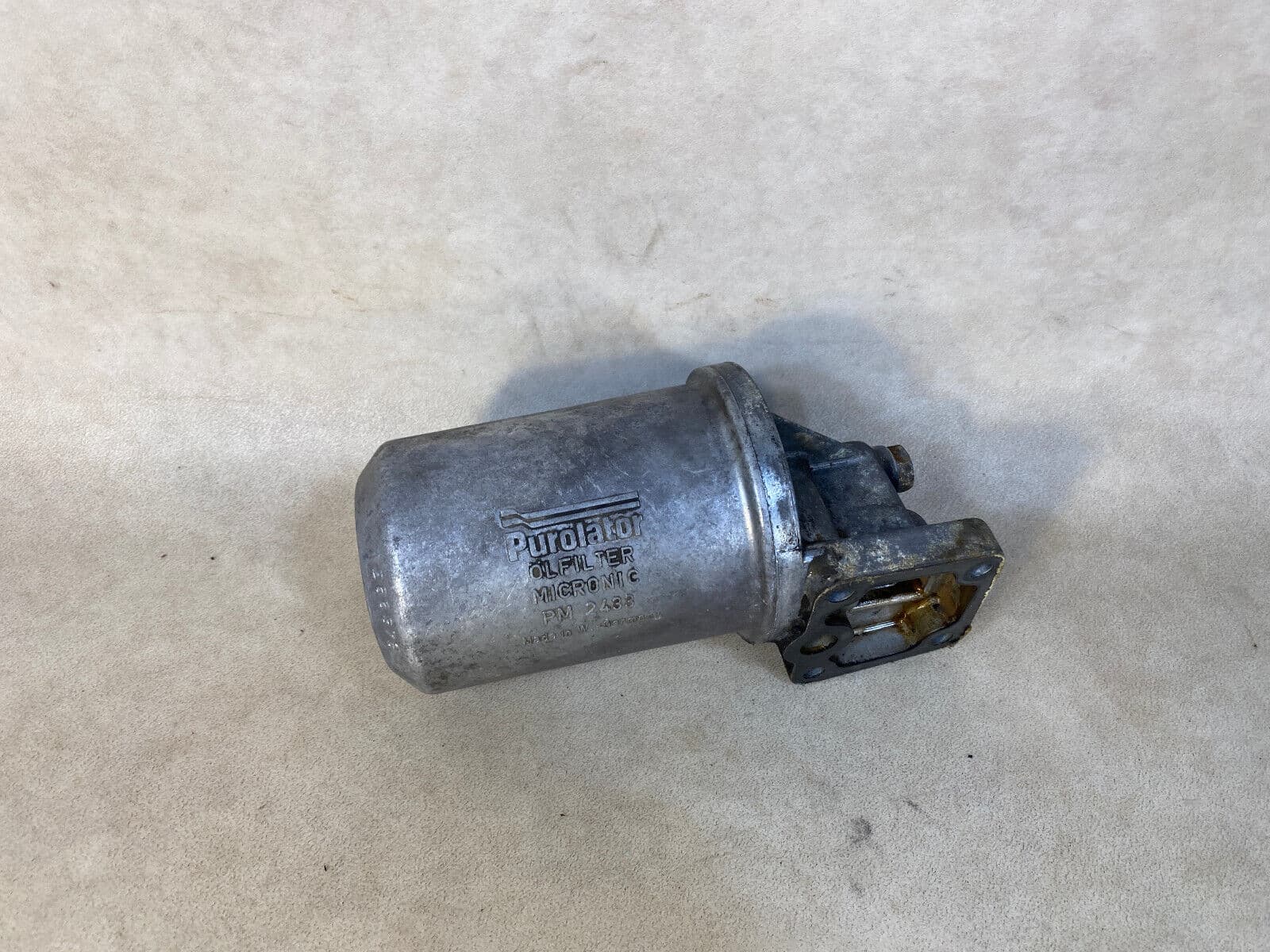 GENUINE BMW 7 E23 Oil Filter Head Housing 11421716584