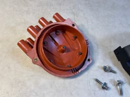 BMW GENUINE BMW 7 E23 E32 E38 6 E24 5 E28 E34 Ignition Distributor Cap 12111725070 — thumbnail 8