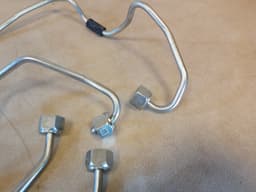 BMW BMW OEM High Pressure Pipe Fuil injection SET 8596231 8596232 8571575 8571574 — thumbnail 9