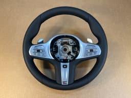 BMW BMW 7 G11/G12 LCI X7 G07 OEM M Steering Wheel Shift Paddles VIBRO Heating Assist — thumbnail 1