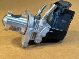 BMW GENUINE BMW 1 3 4 5 6 7 X1 X3 X4 X5 X6 E/F Series OEM EGR Valve 11717810871 — thumbnail 9