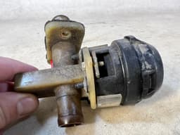 BMW GENUINE BMW E23 7 SERIES Heater control Water valve 64111376321 — thumbnail 10