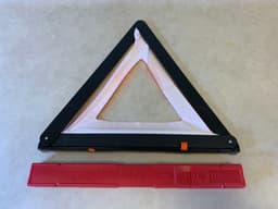 BMW BMW MINI 1 2 3 4 5 6 7 X3 X5 X6 OEM Hazard Warning Triangle with container Euro — thumbnail 10