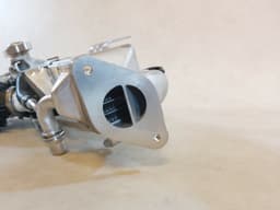 BMW BMW G20 G30 G31 G32 GT G01 G02 EXHAUST GAS COOLER EGR COOLER WITH EGR VALVE — thumbnail 8