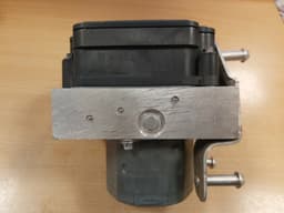 PORSCHE Porsche 991 911 TURBO S ABS BRAKE UNIT HYDRAULIC VALVE BLOCK 99135575551 — thumbnail 3