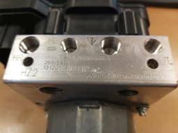 PORSCHE Porsche 991 911 TURBO S ABS BRAKE UNIT HYDRAULIC VALVE BLOCK 99135575551 — thumbnail 5