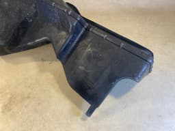 MERCEDES-BENZ Mercedes G class W463 GENUINE Intake Duct Heating Housing Box — thumbnail 3