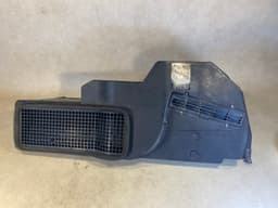 MERCEDES-BENZ Mercedes G class W463 GENUINE Intake Duct Heating Housing Box — thumbnail 8