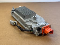 TOYOTA Toyota RAV4 Lexus NX NX350H NX465H G9270-42060 Hybrid DC Converter Inverter — thumbnail 8