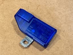 MERCEDES-BENZ Mercedes E G class W210 W463 Genuine Antenna Amplifier Unit A2108202389 — thumbnail 2