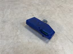 MERCEDES-BENZ Mercedes E G class W210 W463 Genuine Antenna Amplifier Unit A2108202389 — thumbnail 4