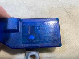 MERCEDES-BENZ Mercedes E G class W210 W463 Genuine Antenna Amplifier Unit A2108202389 — thumbnail 7