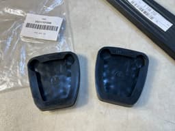 BMW BMW 7 E23 GENUINE Accelerator Rubber Brake Clutch Pad Pedal SET — thumbnail 6