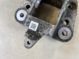 PORSCHE Porsche 911 991 GENUINE Rear Left Control Arm Bracket 99133132902 — thumbnail 3