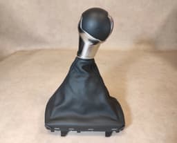 AUDI AUDI Q2 AUTOMATIC LEATHER BLACK GEAR KNOB, 81B713139, 81B 713 139 — thumbnail 5