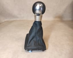 AUDI AUDI Q2 AUTOMATIC LEATHER BLACK GEAR KNOB, 81B713139, 81B 713 139 — thumbnail 4