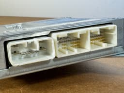 TOYOTA Toyota Corolla Auris Computer Assy Transmission Control 324811-11800 89530-12250 — thumbnail 4