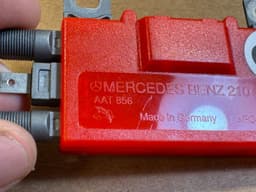 MERCEDES-BENZ Mercedes E G class W210 W463 GENUINE Antenna Amplifier Unit A2108203489 — thumbnail 9