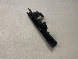 BMW BMW X5 E70 E70 LCI Left Window Guide Bracket 51357185219 — thumbnail 2