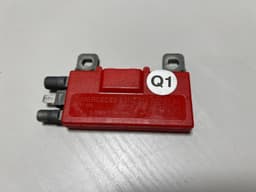 MERCEDES-BENZ Mercedes E G class W210 W463 GENUINE Antenna Amplifier Unit A2108203489 — thumbnail 1