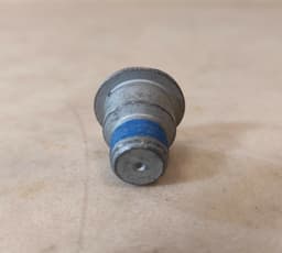 MERCEDES-BENZ NEW MERCEDES-BENZ G W463 - FRONT WHEEL BRAKE CAP BOLT, A0019900914, 0019900914 — thumbnail 5