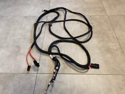 MERCEDES-BENZ Mercedes G class W463 GENUINE Battery Wire A4635408006 — thumbnail 1