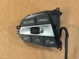 BMW BMW 5 6 G30 G31 G32 Sport Steering Wheel FACELIFT Control Buttons Cruise control — thumbnail 2