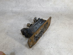 BMW GENUINE BMW E23 7 Rear Axle Differential Rubber Mounting 33171125290 — thumbnail 8