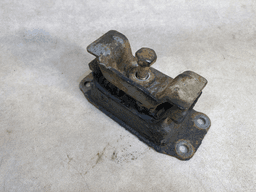 BMW GENUINE BMW E23 7 Rear Axle Differential Rubber Mounting 33171125290 — thumbnail 3