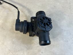 PORSCHE Porsche 911 991 Cayman 981 982 718 Engine Coolant Pressure Valve 9A110655504 — thumbnail 4