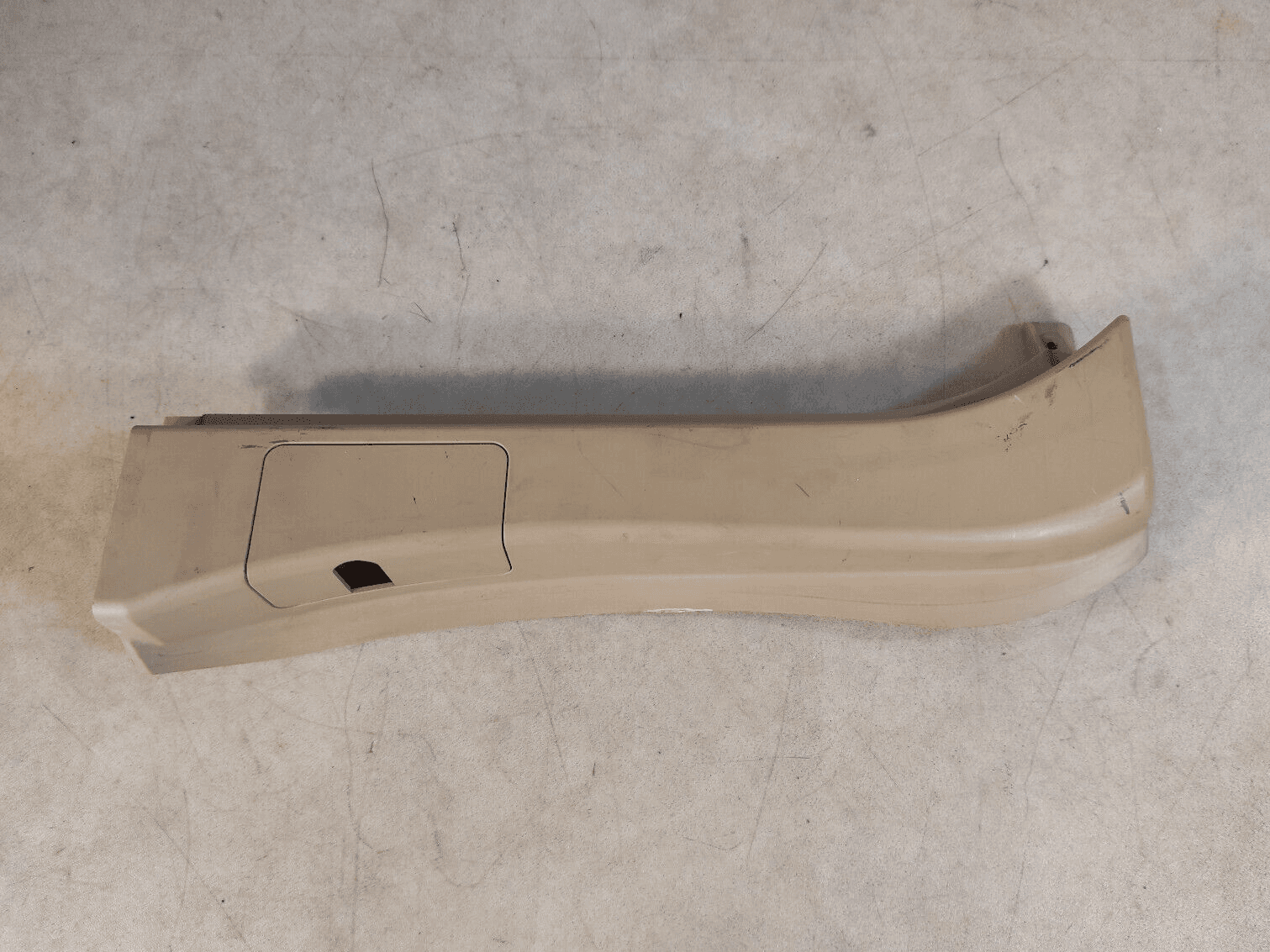 BMW OEM BMW X5 E70/LCI - Right Cover, D Column Bottom, Beige, 51476972440