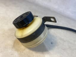 MERCEDES-BENZ Mercedes G class W463 Genuine Differential Lock Fluid Reservoir A4633530104 — thumbnail 4