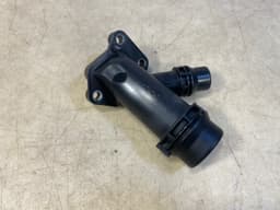BMW GENUINE BMW X5 E70 Coolant Flange 11122247744 — thumbnail 4