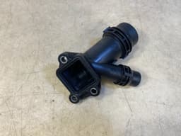 BMW GENUINE BMW X5 E70 Coolant Flange 11122247744 — thumbnail 8
