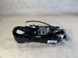 BMW Genuine BMW 5 F07 F10 F11 6 F12 F13 7 F01 F02 Carrier outside door handle left — thumbnail 3