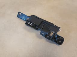 BMW Genuine BMW Hybrid X6 E71 E72 Hybrid X6 30dX Door Opener Rear Right 51229112440 — thumbnail 9