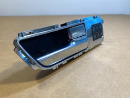 LAND ROVER GENUINE Land Rover Range Rover Sport L320 Front Right Inner Opening Handle — thumbnail 4