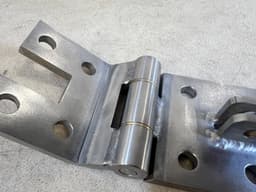 MERCEDES-BENZ STAINLESS STEEL Mercedes W463 G class Left Door Hinge A4637200037 — thumbnail 8