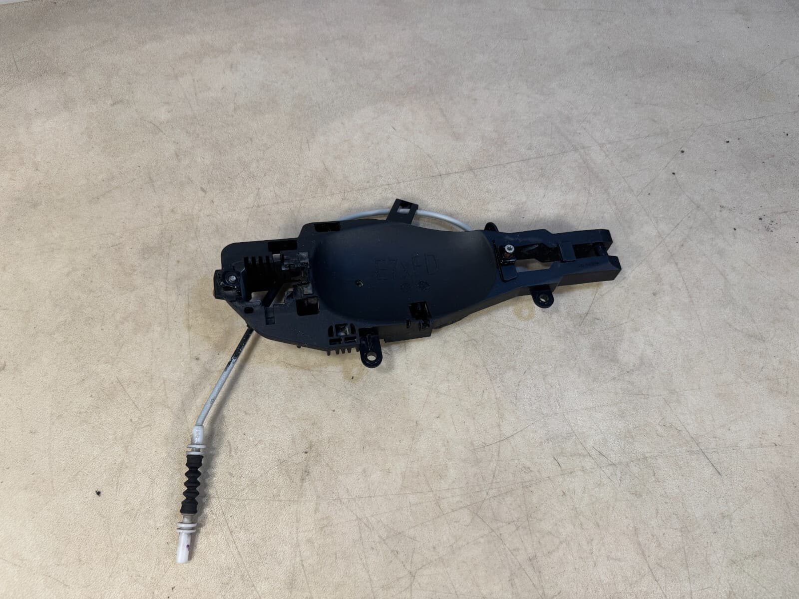 BMW Genuine BMW X3 F25 X4 F26 X5 E70 X6 E71 E72 Carrier outside door handle right