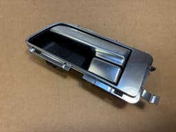 LAND ROVER GENUINE Land Rover Range Rover Sport L320 Rear Left Inner Opening Handle — thumbnail 3